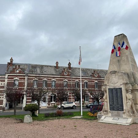 Hôtel Le Conde à Montdidier  Extérieur photo